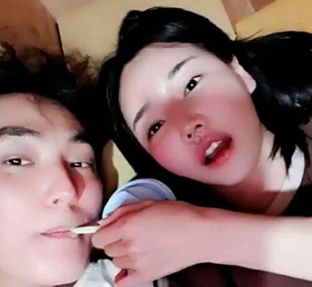 又被张雨绮惊艳到!拍写真从来没输过,穿羽毛裙差点“撑爆了”