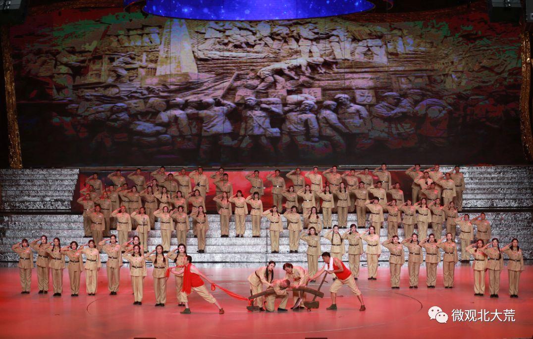 五个月宝宝半夜醒来玩游戏画面